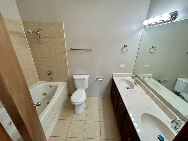 $1,080,000 | 5331 South Calumet Avenue, Chicago, IL 60615