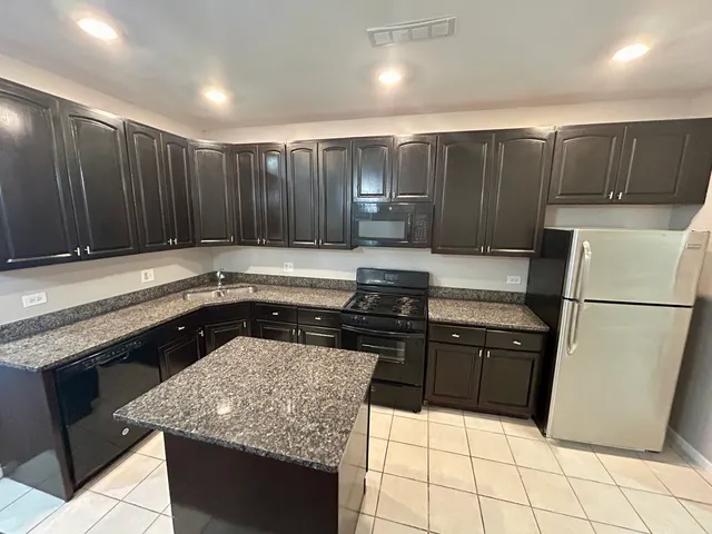 $1,080,000 | 5331 South Calumet Avenue, Chicago, IL 60615