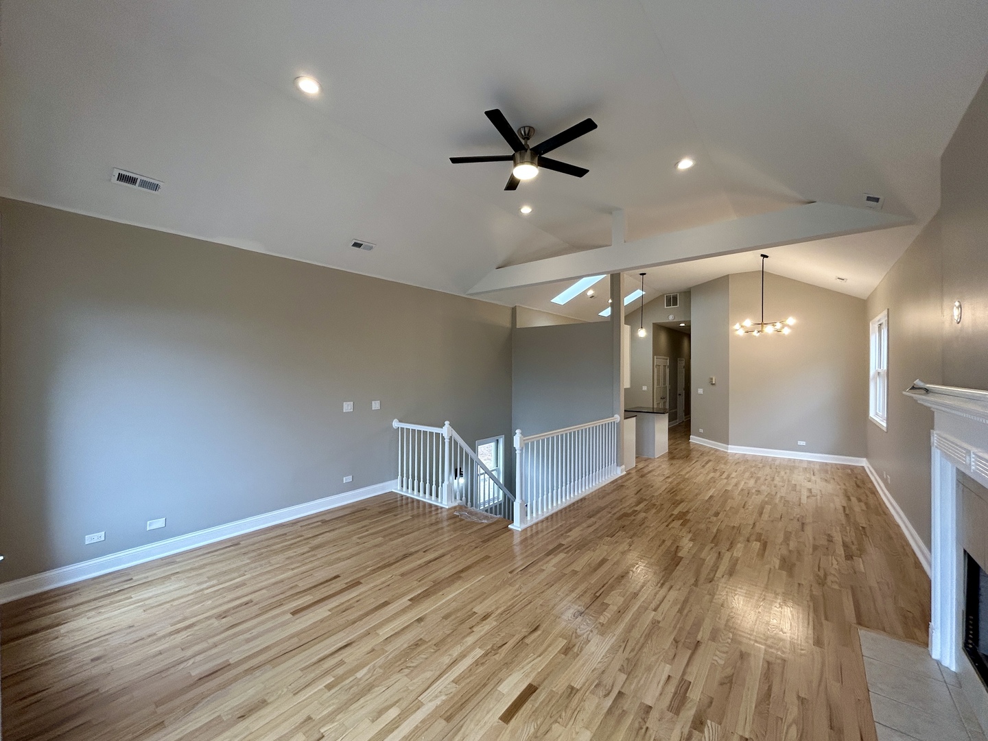 5331 South Calumet Avenue Chicago, IL 60615 - Photo 6 of 67