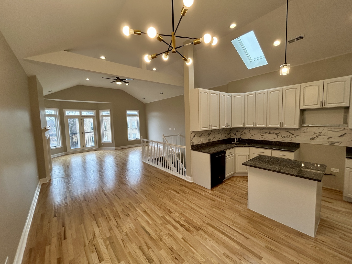 5331 South Calumet Avenue Chicago, IL 60615 - Photo 7 of 67