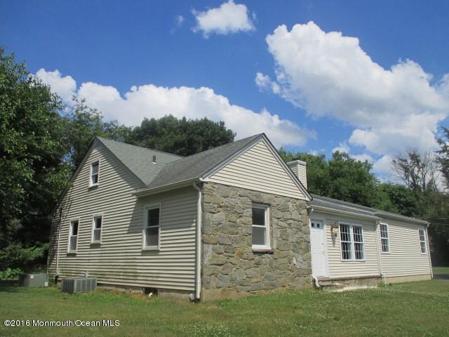10 Charleston Spring Road Millstone Township, NJ 08510 - Photo 3 of 21 IMG_4065