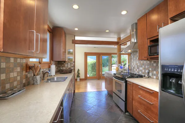$6,795 | 3644 San Gabriel Lane, Santa Barbara, CA 93105