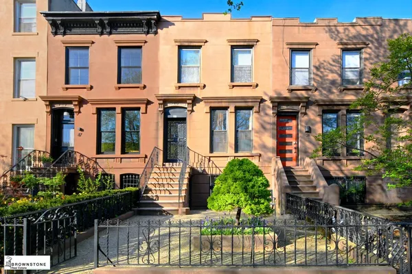 $2,795,000 | 49 2nd Street | Carroll Gardens