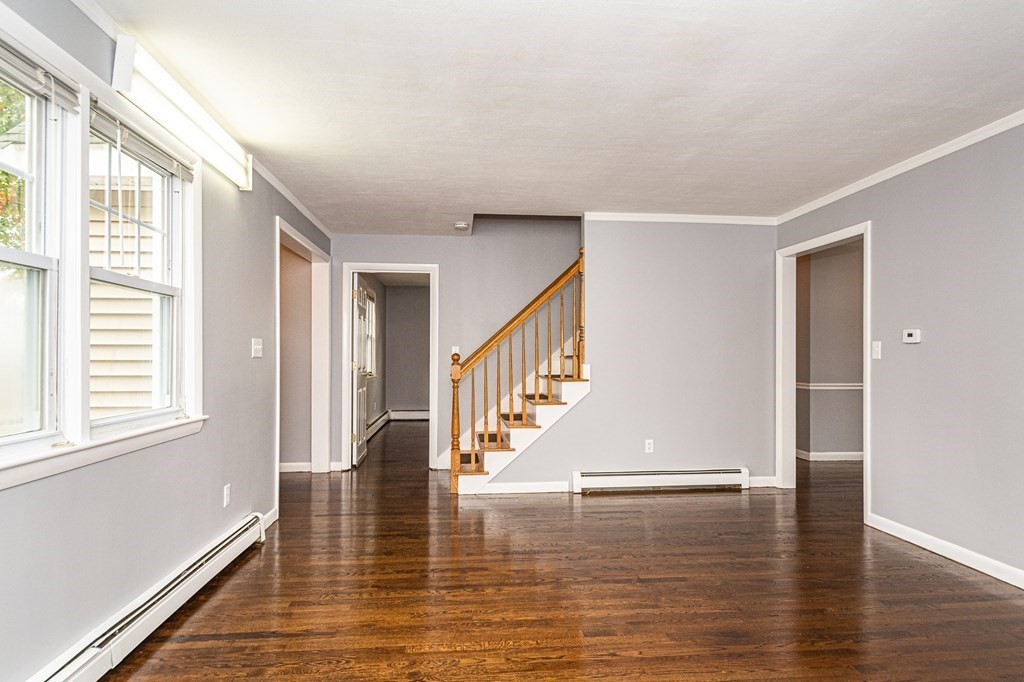 305 Cumberland Road Lowell, MA 01850 - Photo 3 of 23 Gallery Image 3