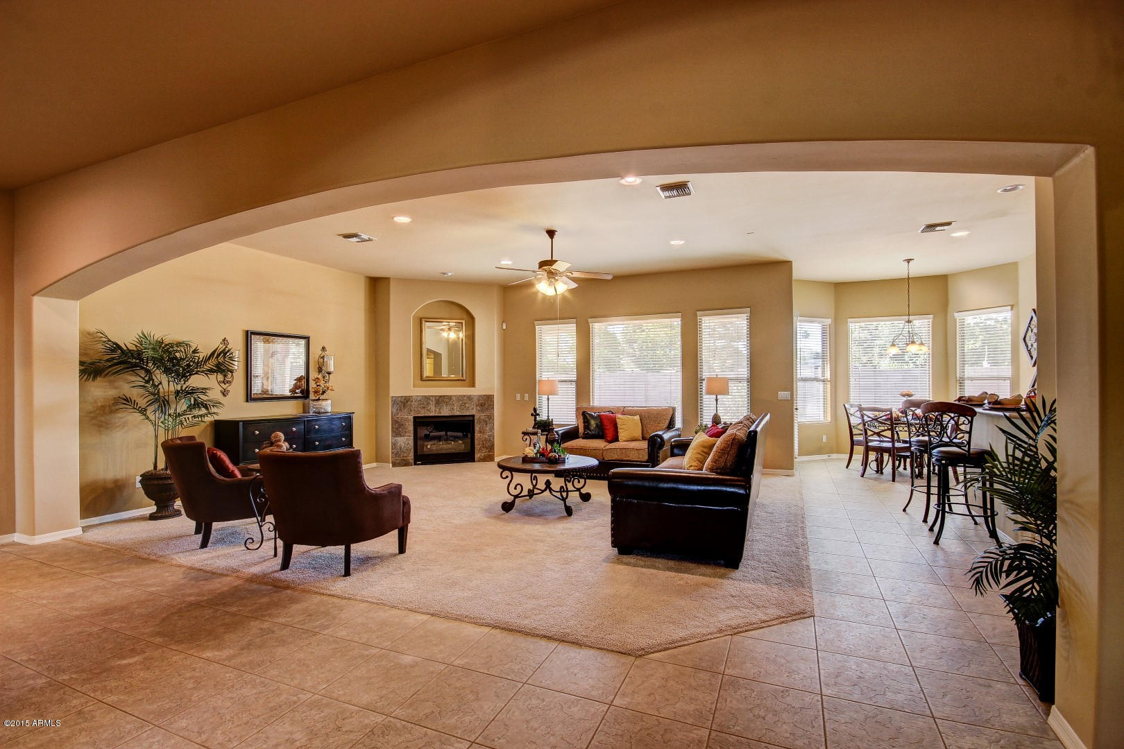 326 West Loma Lane Phoenix, AZ 85021 - Photo 8 of 48 Loma (8)