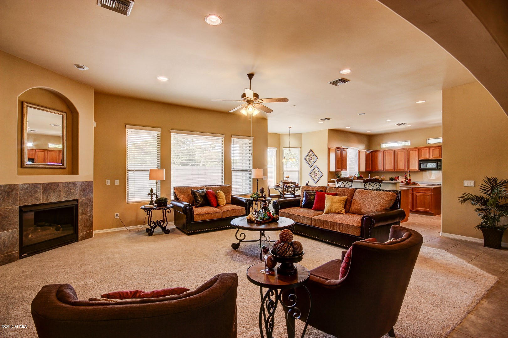 326 West Loma Lane Phoenix, AZ 85021 - Photo 10 of 48 Loma (10)