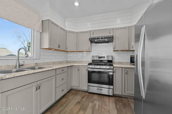 $750,000 | 109 North Main Street, Bath, NC 27808