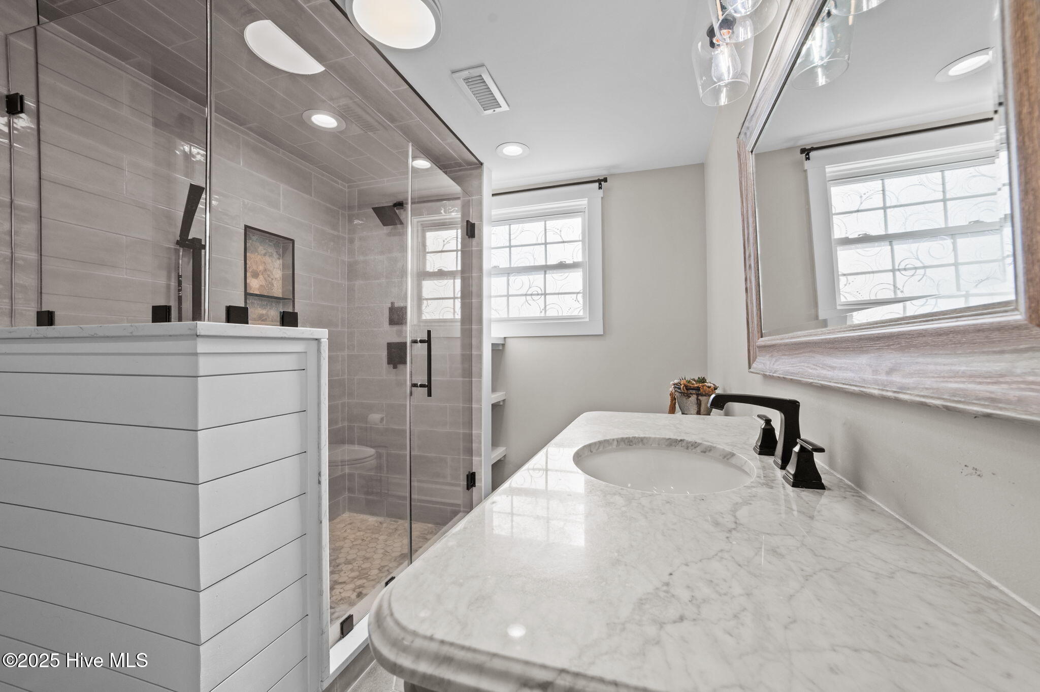 109 North Main Street Bath, NC 27808 - Photo 18 of 43 36-web-or-mls-LHV_7757