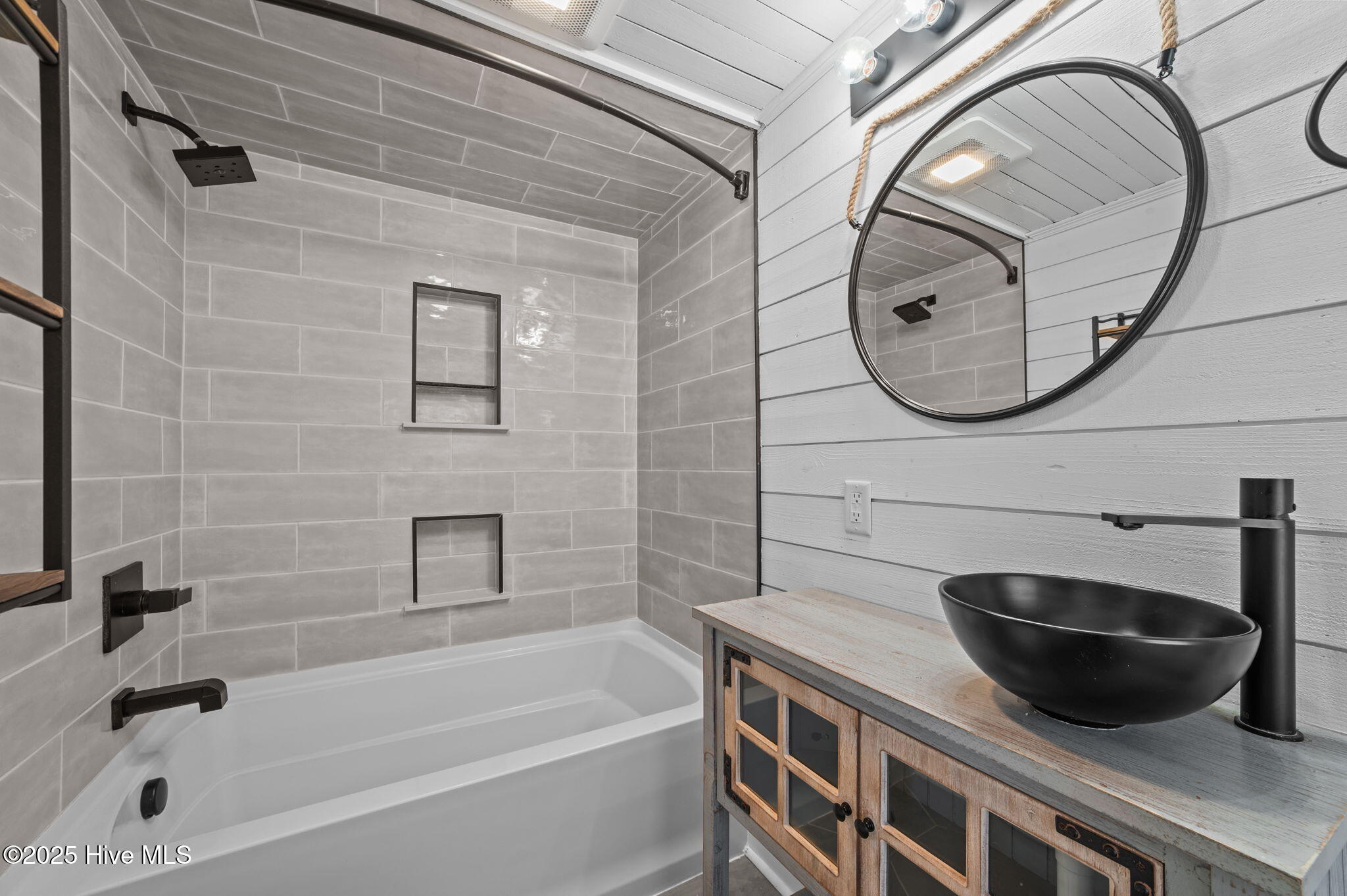 109 North Main Street Bath, NC 27808 - Photo 23 of 43 46-web-or-mls-LHV_7787