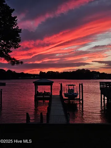 $750,000 | 109 North Main Street, Bath, NC 27808