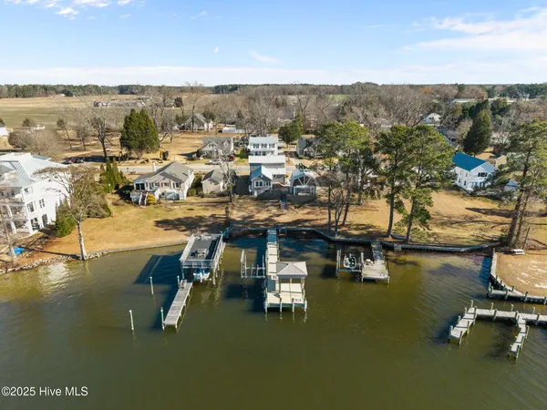 $750,000 | 109 North Main Street, Bath, NC 27808