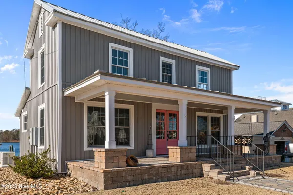 $750,000 | 109 North Main Street, Bath, NC 27808