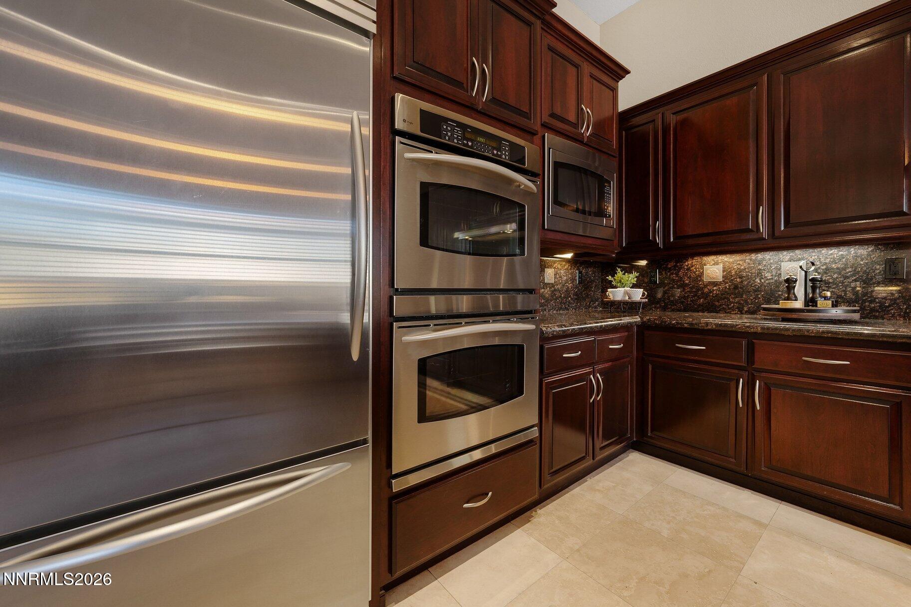 2655 Friesian Court Reno, NV 89521 - Photo 16 of 51 017_30-print-2655_friesian_ct-33_883