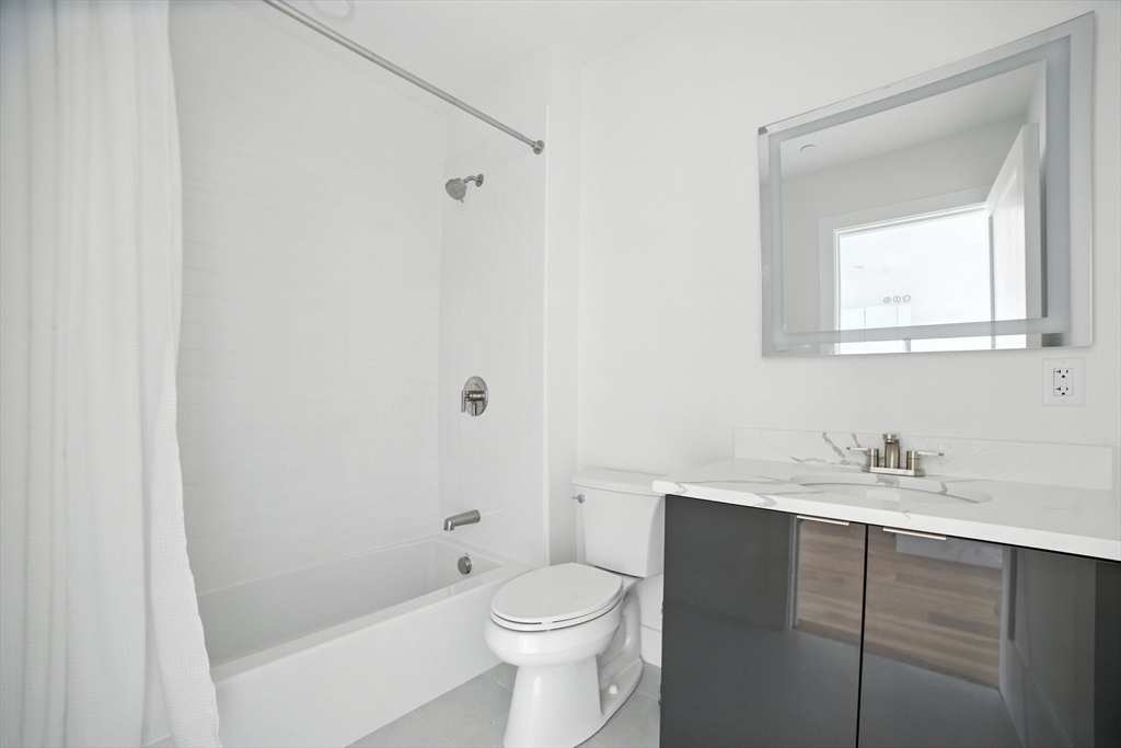 38 Hichborn Street, Unit 201 Boston, MA 02135 - Photo 2 of 4