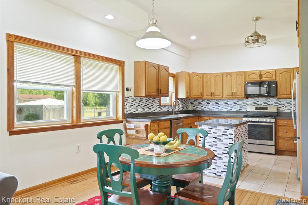5490 Rupprecht Road Vassar, MI 48768 - Photo 13 of 57