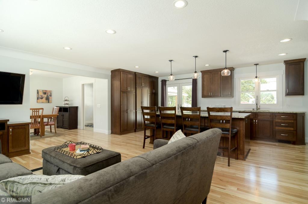 4932 Mayview Road Minnetonka, MN 55345 - Photo 15 of 36 Gallery Image 15