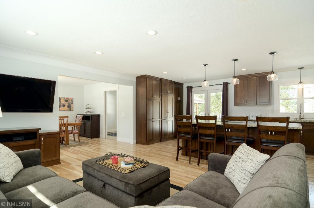 4932 Mayview Road Minnetonka, MN 55345 - Photo 3 of 36 Gallery Image 3