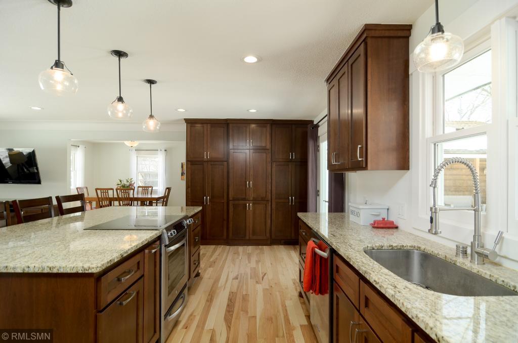 4932 Mayview Road Minnetonka, MN 55345 - Photo 24 of 36 Gallery Image 24