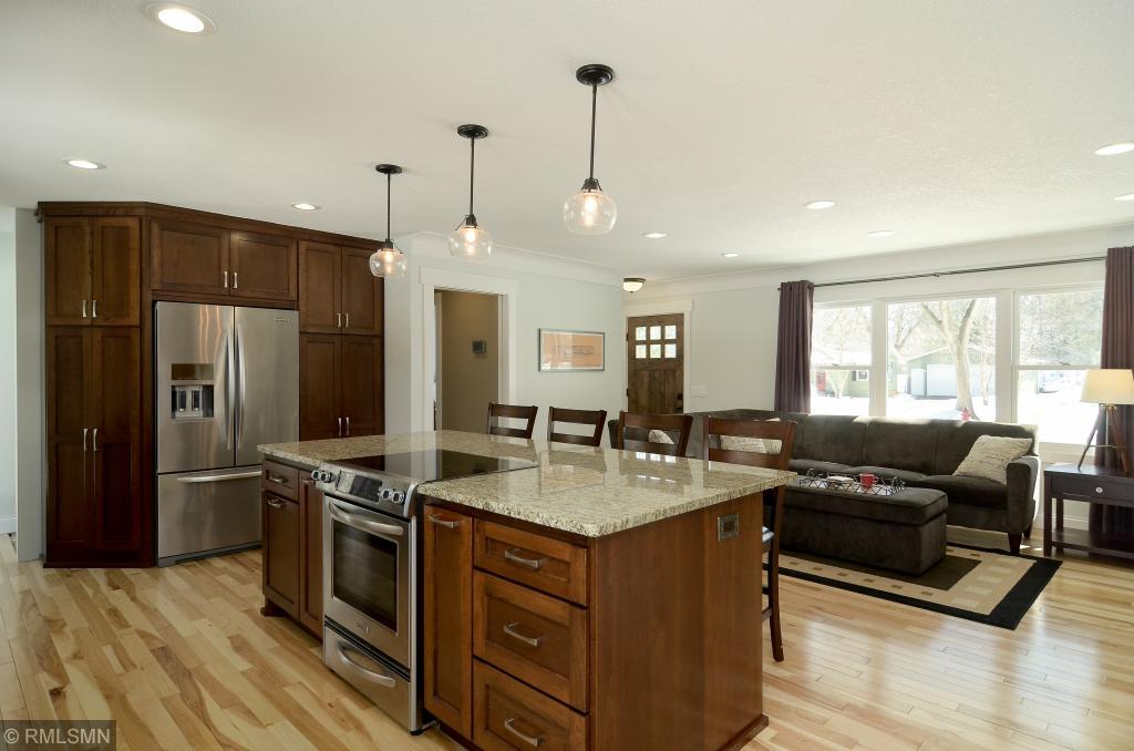 4932 Mayview Road Minnetonka, MN 55345 - Photo 25 of 36 Gallery Image 25