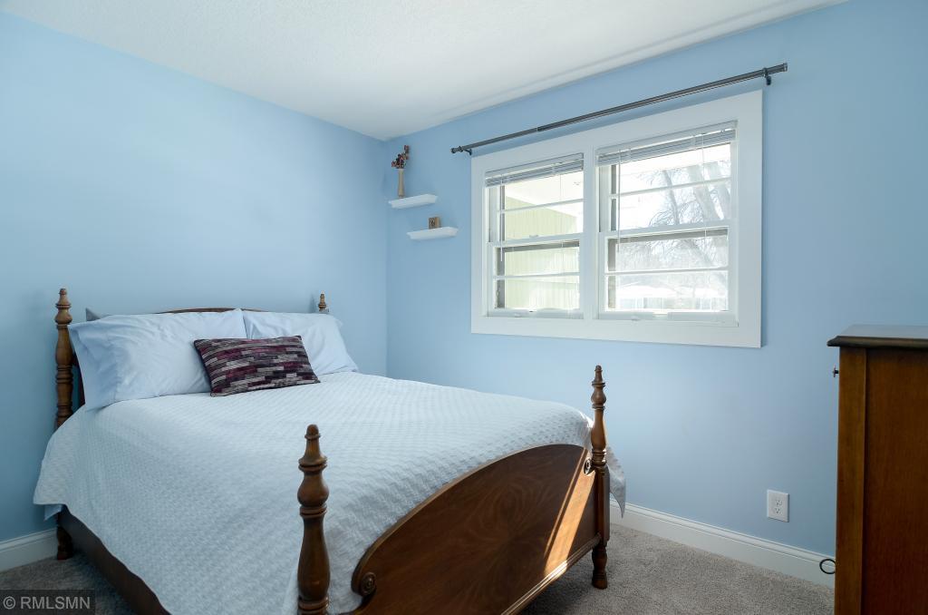 4932 Mayview Road Minnetonka, MN 55345 - Photo 4 of 36 Gallery Image 4
