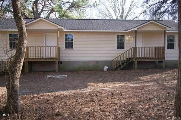 $900 | 693 Boddie Street, Henderson, NC 27536