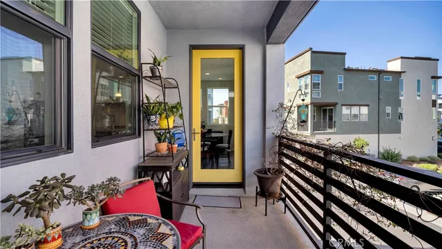 $1,225,000 | 125 Allusion, Irvine, CA 92618