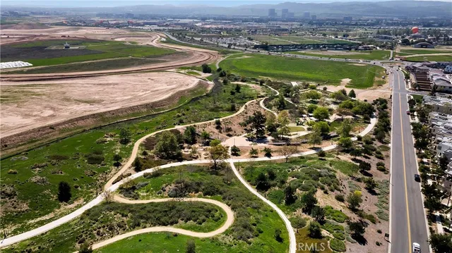 $1,225,000 | 125 Allusion, Irvine, CA 92618