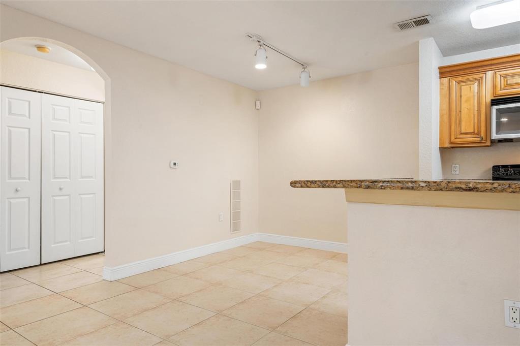 8933 Manor Loop, Unit 102 Lakewood Ranch, FL 34202 - Photo 22 of 68 Dinette