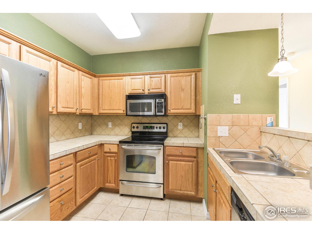 2133 Krisron Road, Unit 106 Fort Collins, CO 80525 - Photo 8 of 21 Gallery Image 8