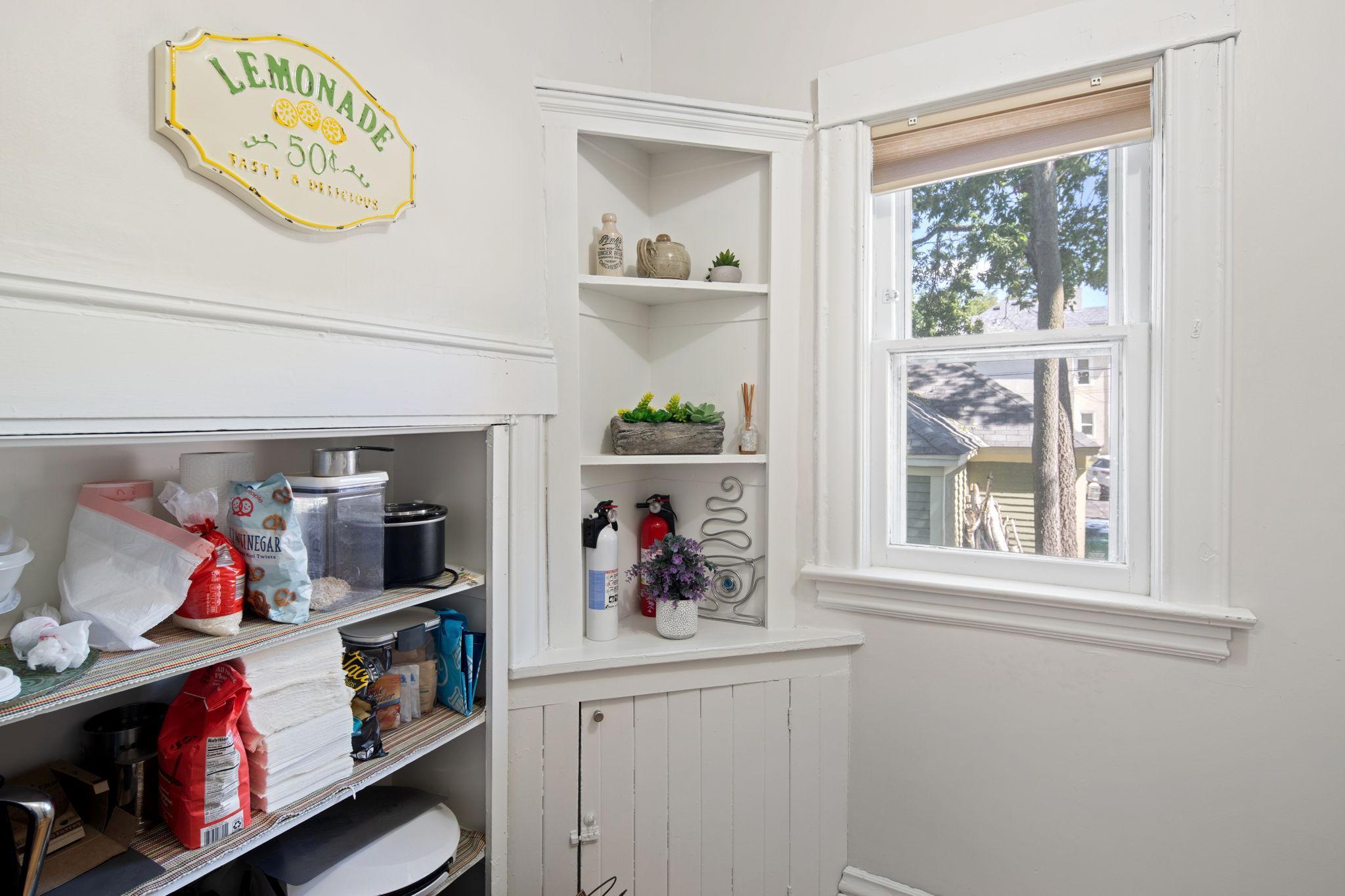 2713 Garfield Avenue, Unit 1 Minneapolis, MN 55408 - Photo 14 of 20