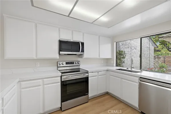 $1,150,000 | 17284 Citron, Irvine, CA 92612