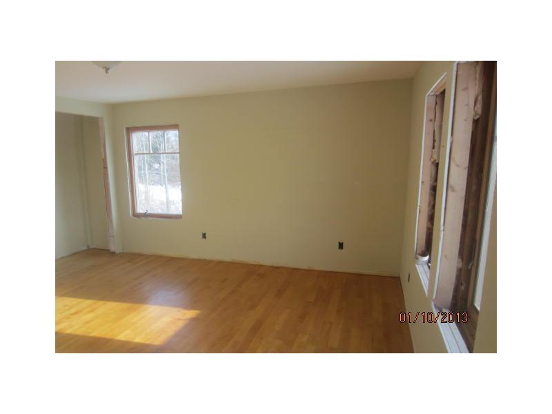 672 Gardiner Road Dresden, ME 04342 - Photo 26 of 35 Bedroom.