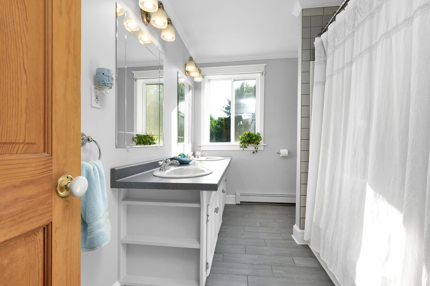 468 Webbs Mills Road Raymond, ME 04071 - Photo 24 of 47 2nd Floor Full Bath
