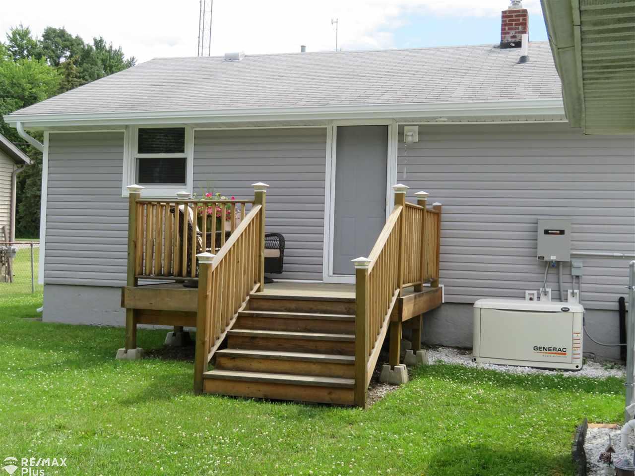 4387 North Genesee Road Flint, MI 48506 - Photo 16 of 22 50046617-15.JPG