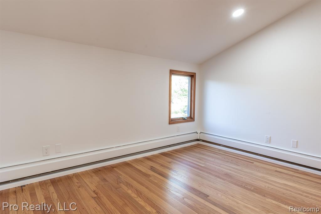 29632 Pond Ridge Road Farmington Hills, MI 48334 - Photo 25 of 32