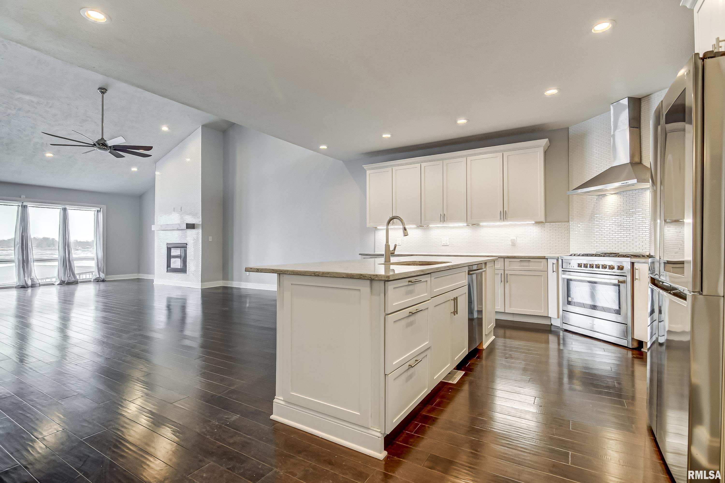 309 Harbor Point Place Springfield, IL 62712 - Photo 17 of 48 Gallery Image 17