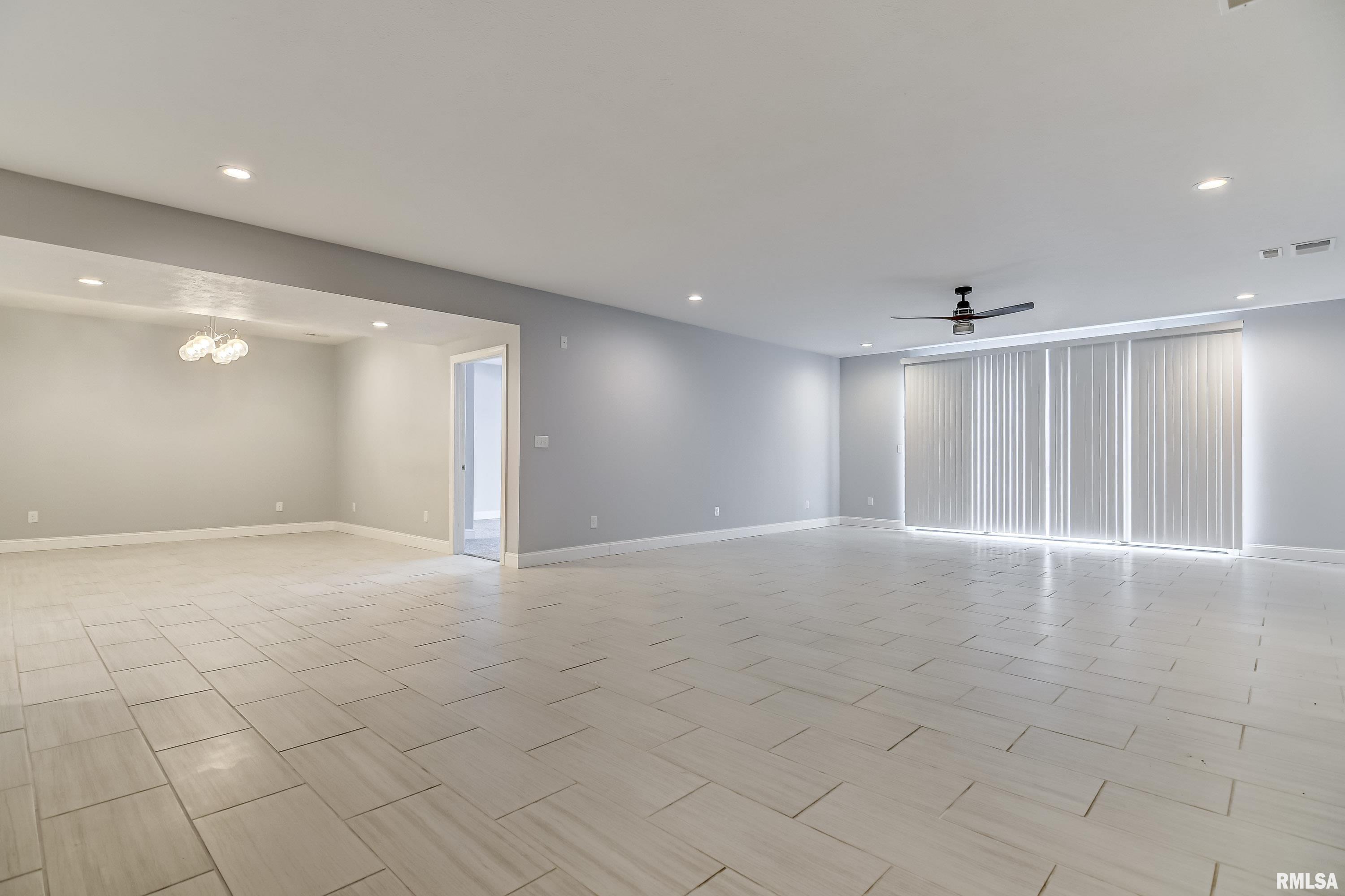 309 Harbor Point Place Springfield, IL 62712 - Photo 35 of 48 Gallery Image 35