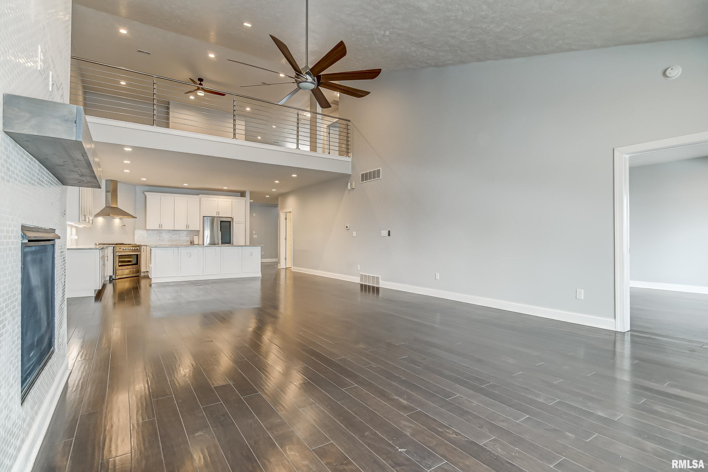 309 Harbor Point Place Springfield, IL 62712 - Photo 9 of 48 Gallery Image 9