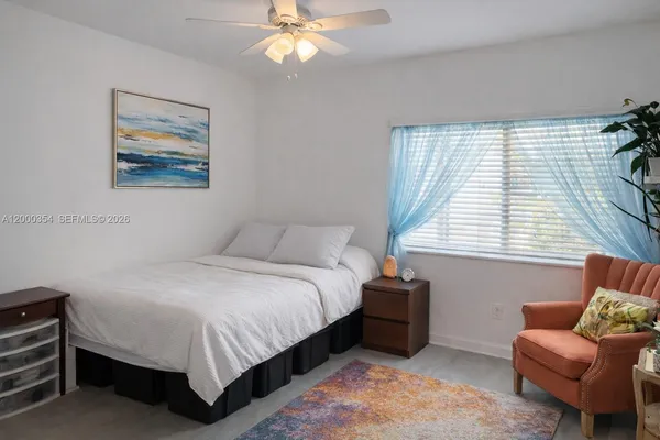 $3,200 | 701 Meridian Avenue, Unit 4, Miami Beach, FL 33139