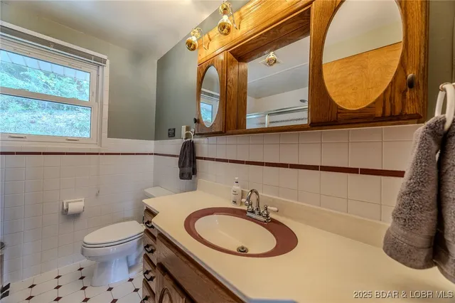 $575,000 | 31074 Viewside Drive, Rocky Mount, MO 65072