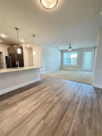 $2,095 | 560 Academy Dr., Unit 301, Kissimmee, FL 34744