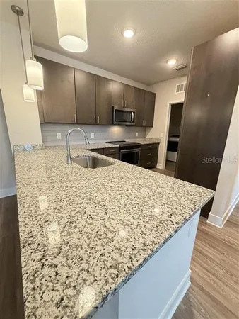 $2,095 | 560 Academy Dr., Unit 301, Kissimmee, FL 34744