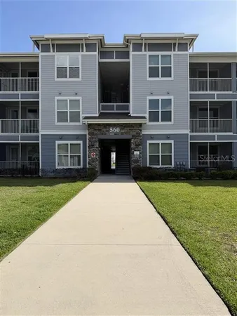 $2,095 | 560 Academy Dr., Unit 301, Kissimmee, FL 34744