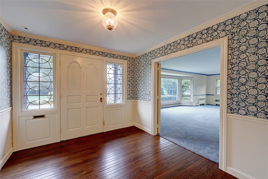6 Harbour Road Barrington, RI 02806 - Photo 7 of 16