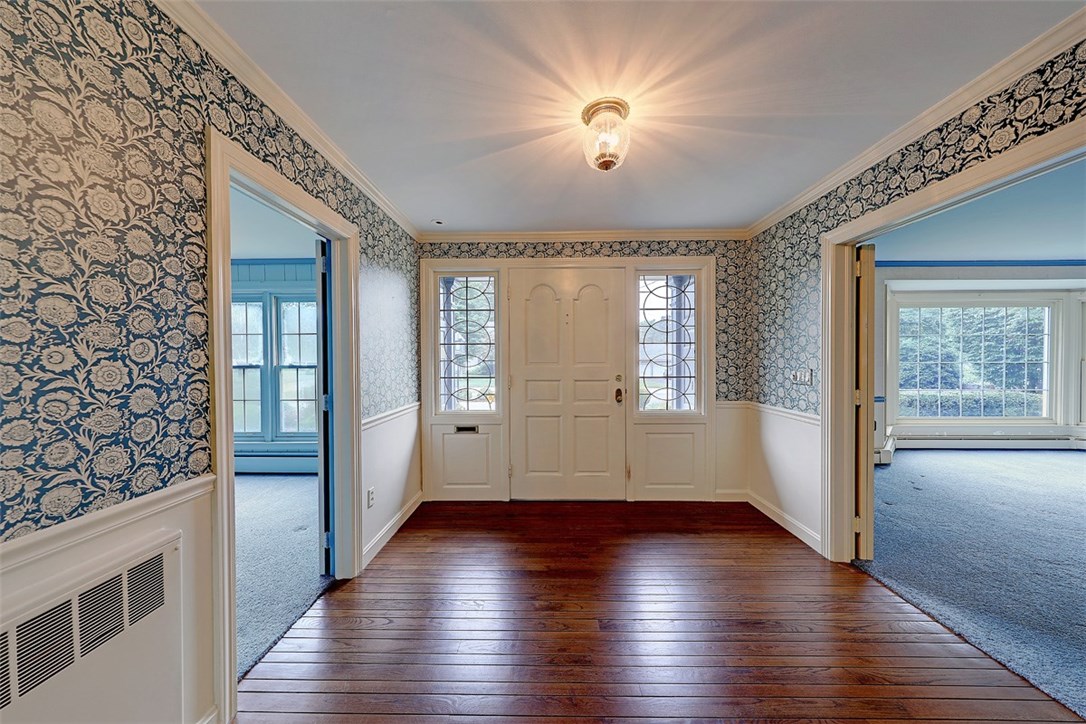 6 Harbour Road Barrington, RI 02806 - Photo 8 of 16