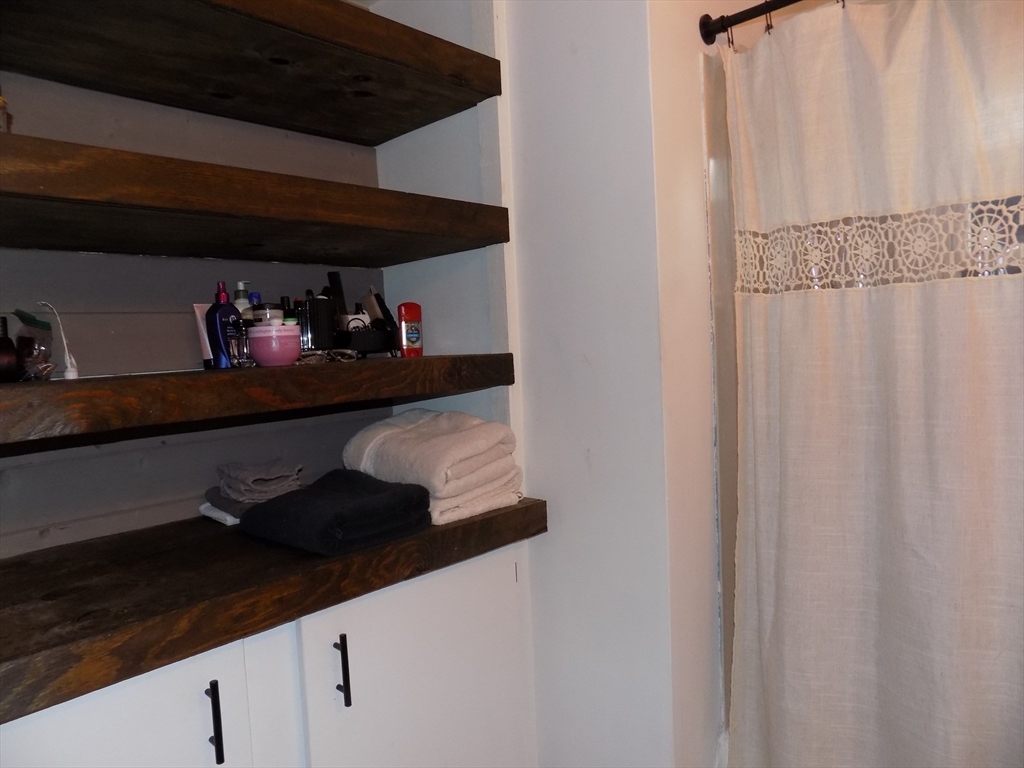 25 Ivan Street Springfield, MA 01104 - Photo 33 of 42 Gallery Image 33