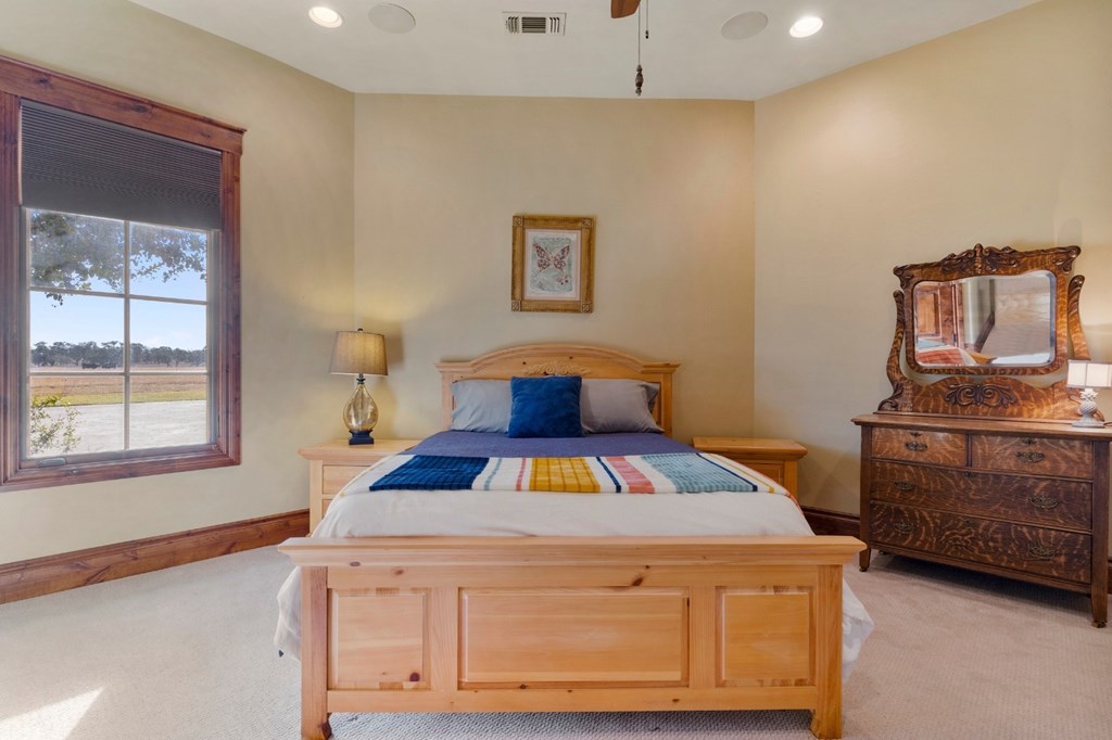 170 Goose Landing Way Harper, TX 78631 - Photo 34 of 82