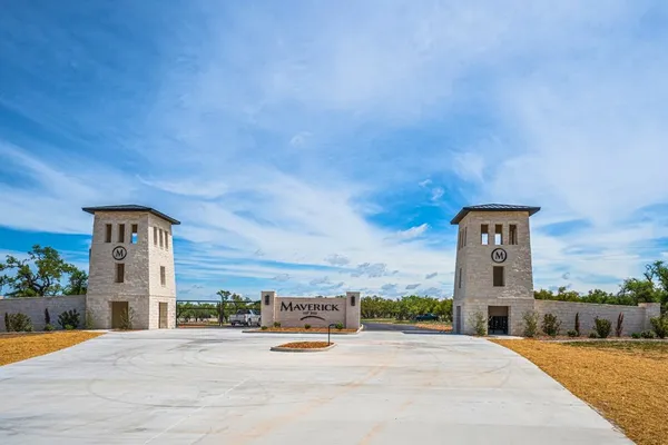$2,499,000 | 170 Goose Landing Way, Harper, TX 78631