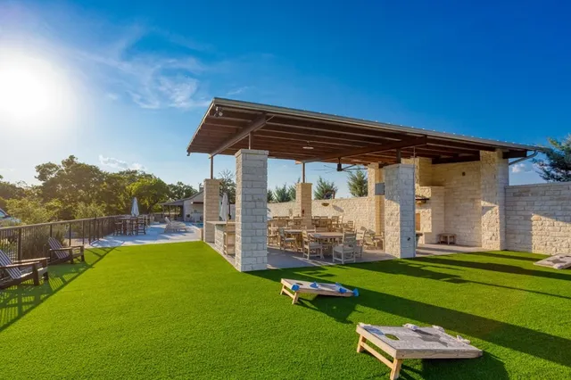 $2,749,500 | 170 Goose Landing Way, Harper, TX 78631