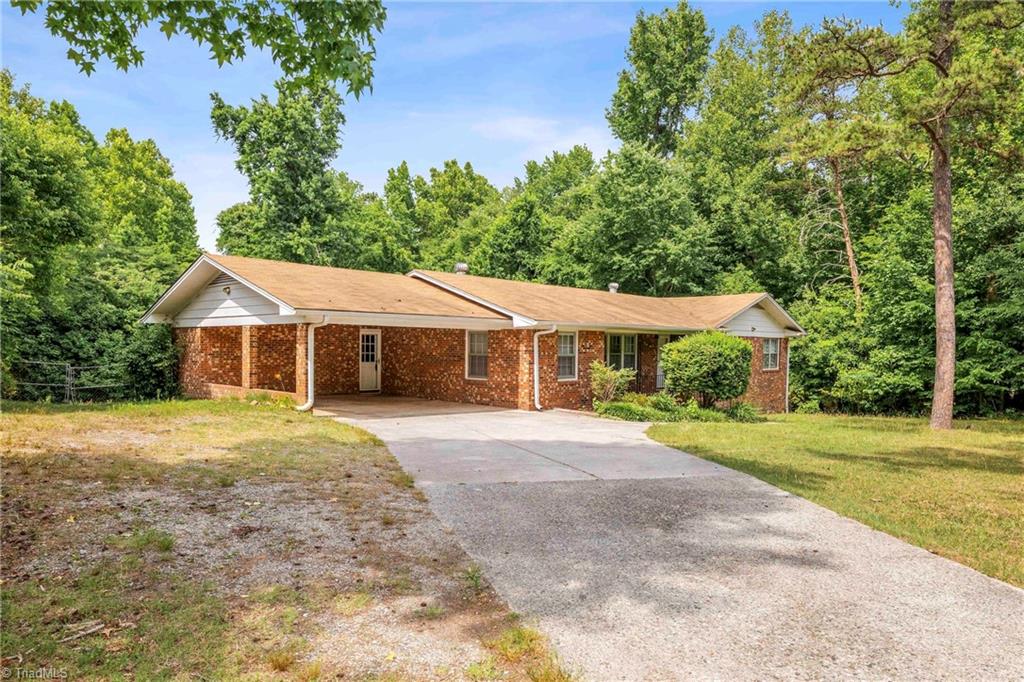 3336 Wall Road Greensboro, NC 27407 - Photo 7 of 8